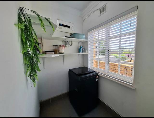 3 BEDROOM TOWNHOUSE FOR SALE IN ESCOMBE